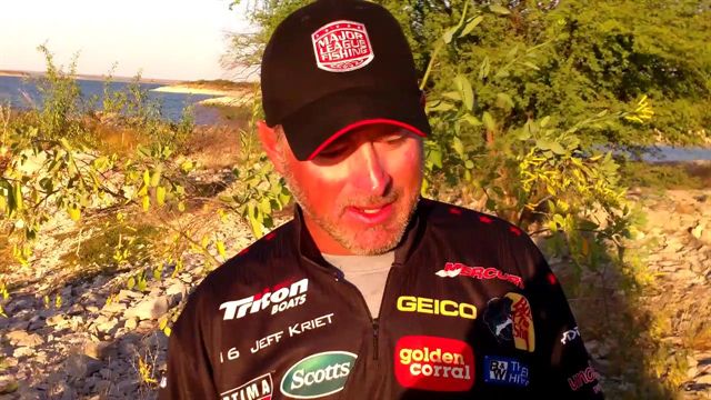 Fishing a Shakeyhead with Jeff Kriet at Table Rock Lake - Tackle